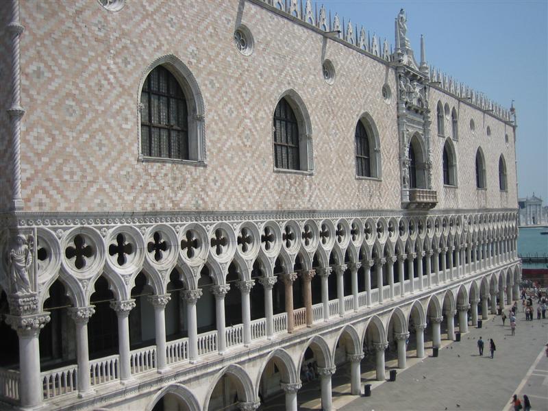 Venice 2680